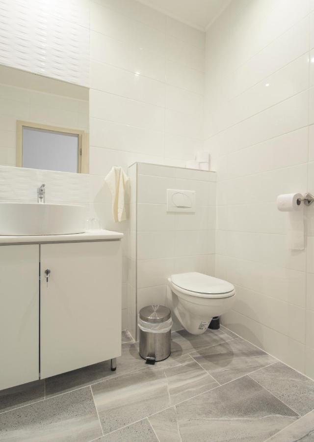 Ponty-Lak Panzio Guest House Davod Bagian luar foto
