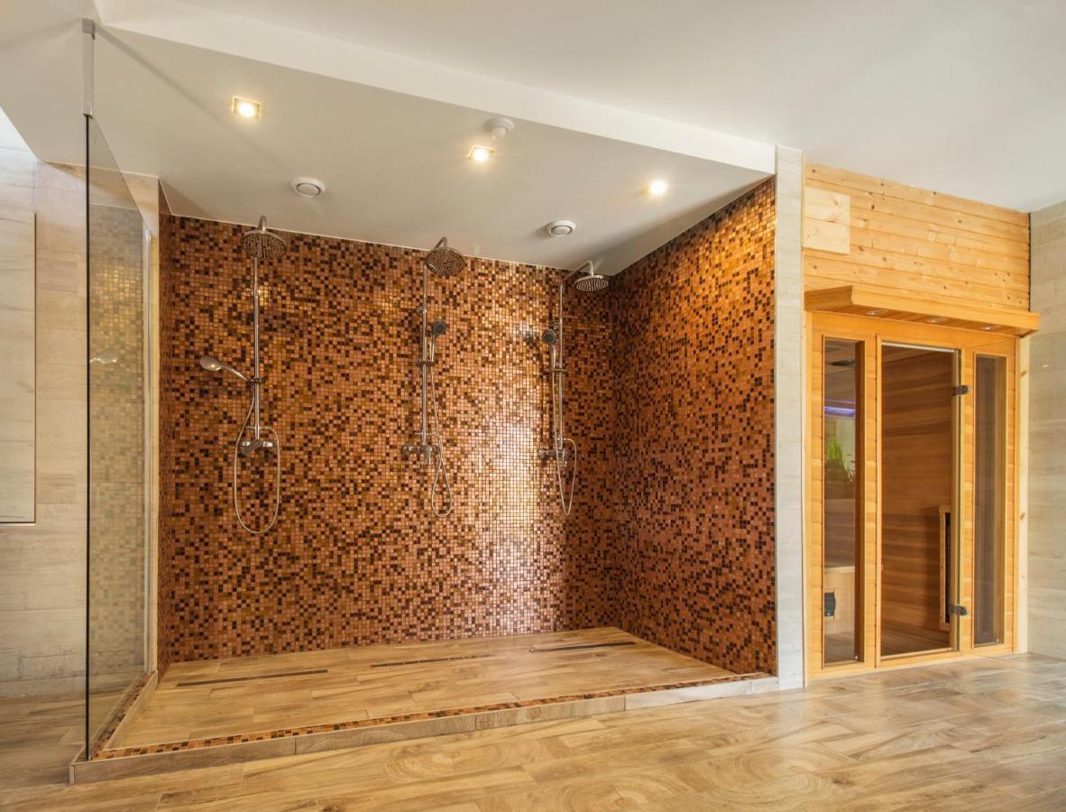 Ponty-Lak Panzio Guest House Davod Bagian luar foto